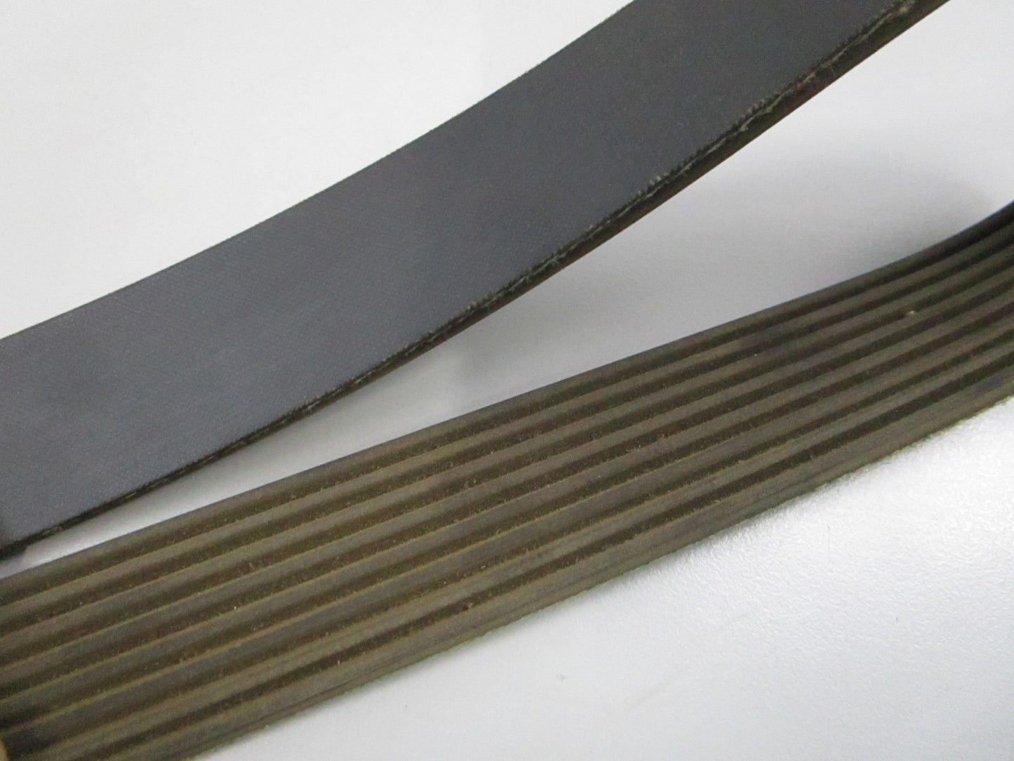 Gates NEW Micro-V Serpentine Belt K080893 8-Rib 89.875" 0810