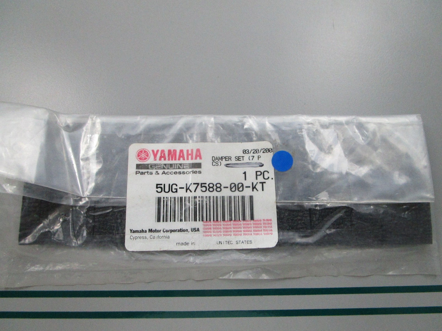 NEW OEM 5UG-K7588-00-KT Yamaha 7 Pc Damper Set 0810