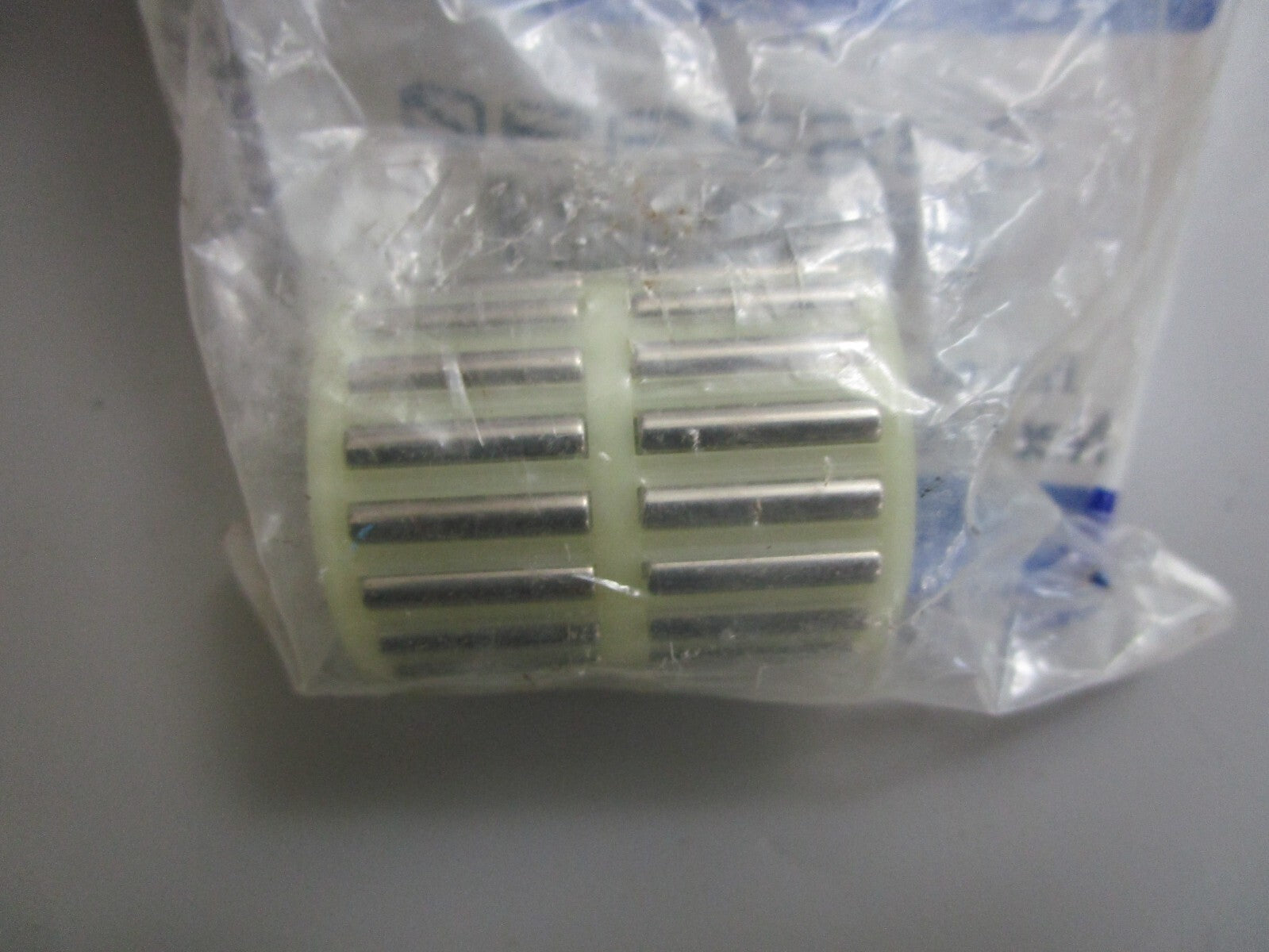 *NEW OEM* 0810 Volvo Penta Needle Bearing 3852390