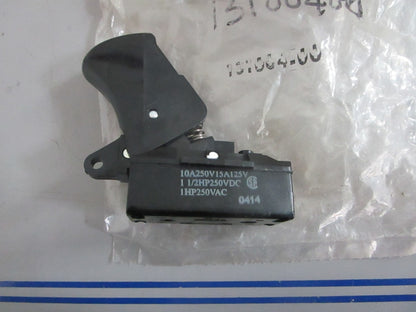 NEW OEM 131004-00 Black+Decker Switch 0820