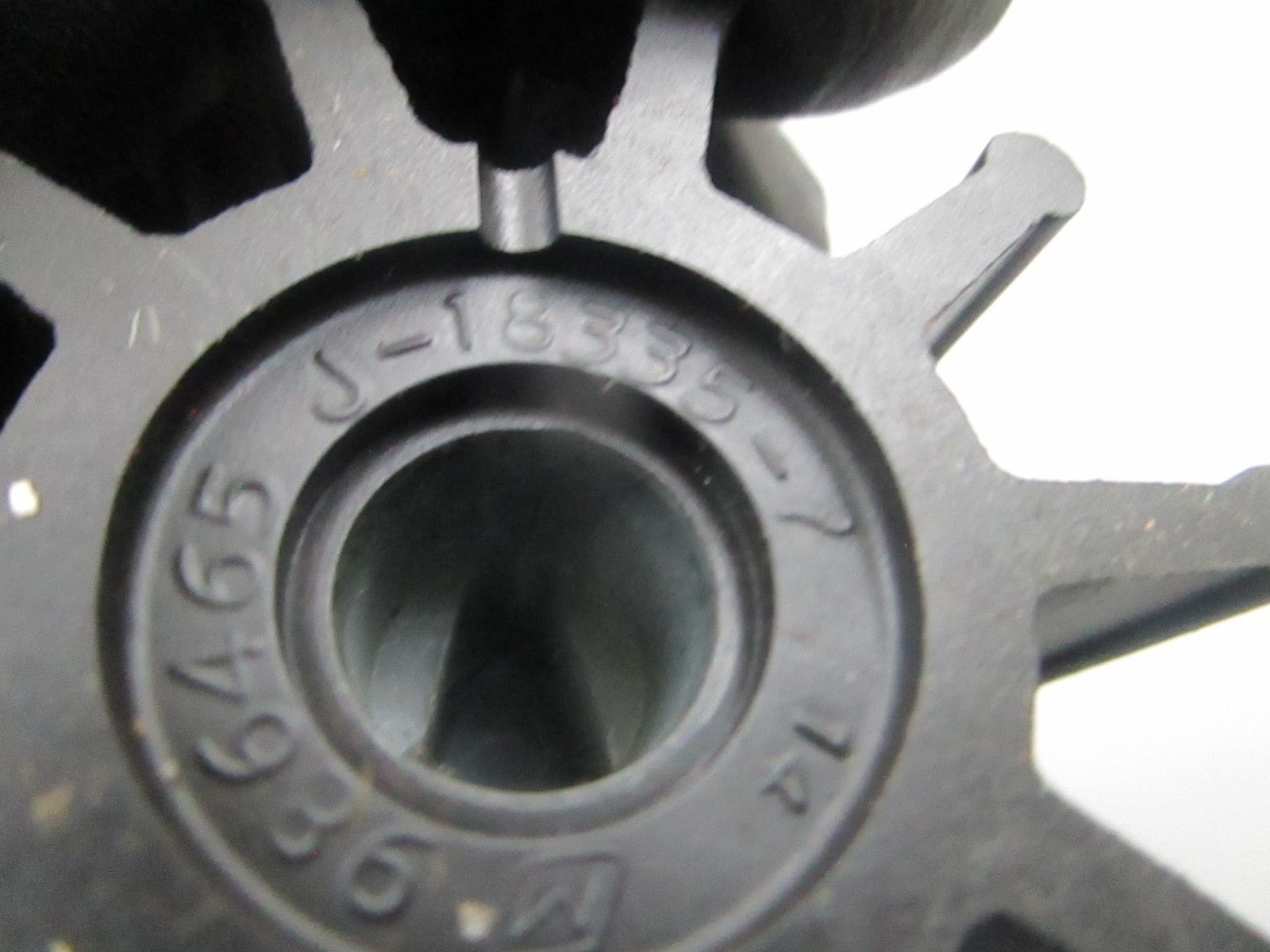 *NEW OEM* 0810 OMC Johnson Evinrude Impeller 986465 0986465