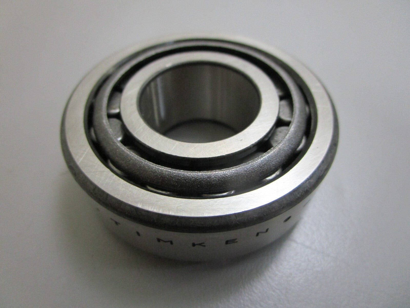 *NEW OEM* 0820 OMC Johnson Evinrude Roller Bearing 983878 0983878 M12610 M12649