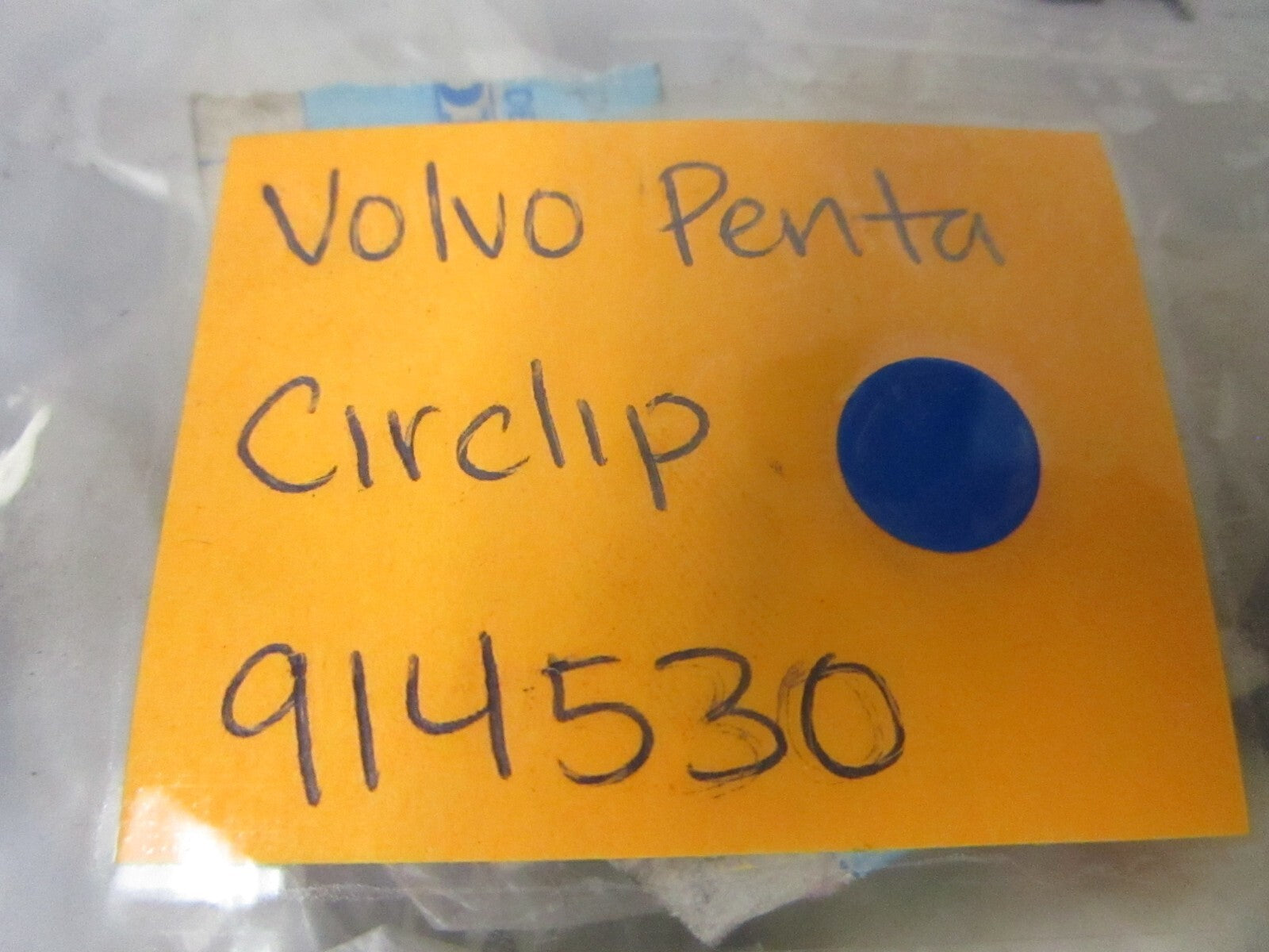 *NEW OEM* (LOT OF 4) 0810 Volvo Penta Circlip 914530