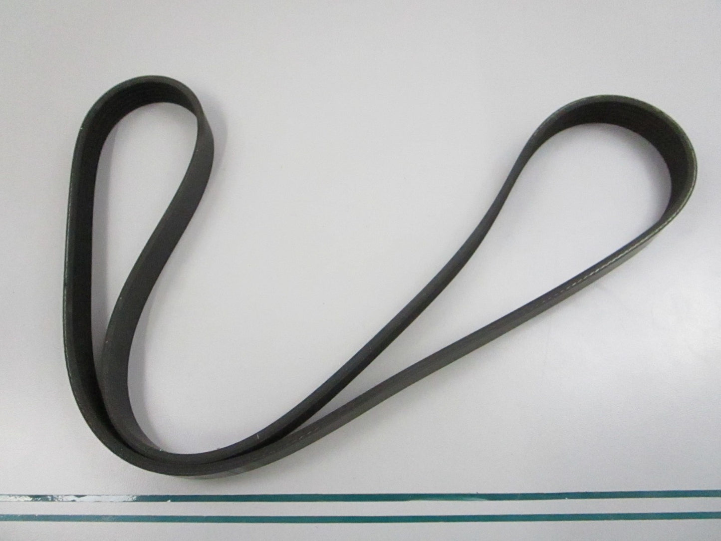 Gates NEW Micro-V Serpentine Belt K060523 6-Rib 52.875" Mercedes Nissan NOS 0810
