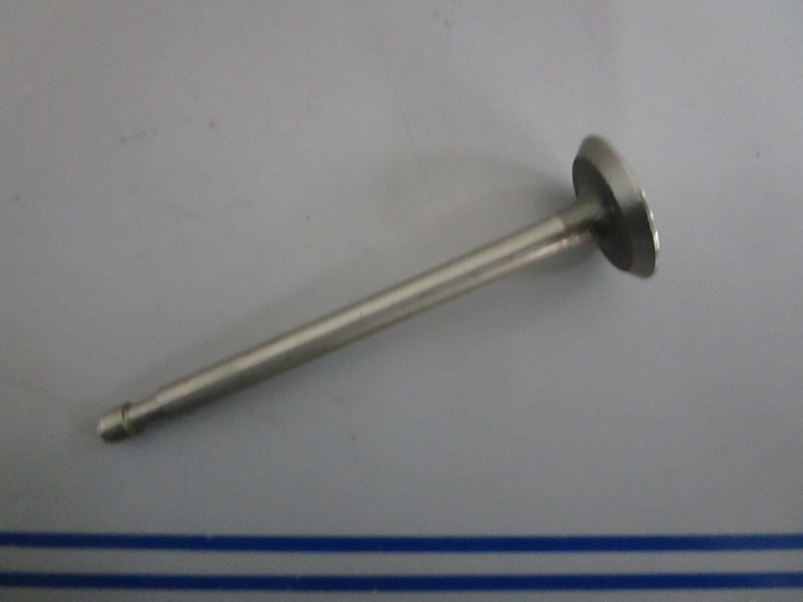 NEW OEM 211119 Briggs & Stratton Exhaust Valve 0820