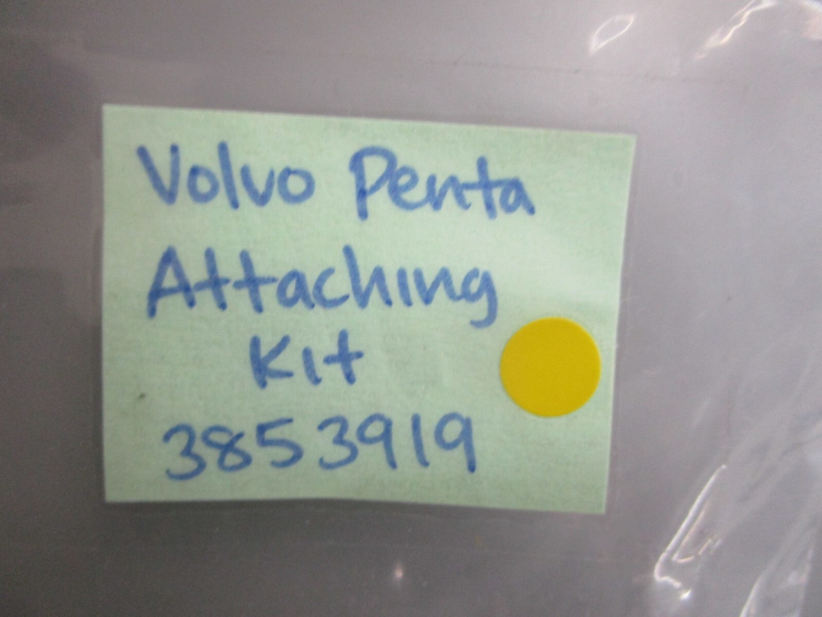 *NEW OEM* 0810 Volvo Penta Complete Attaching Kit 3853919