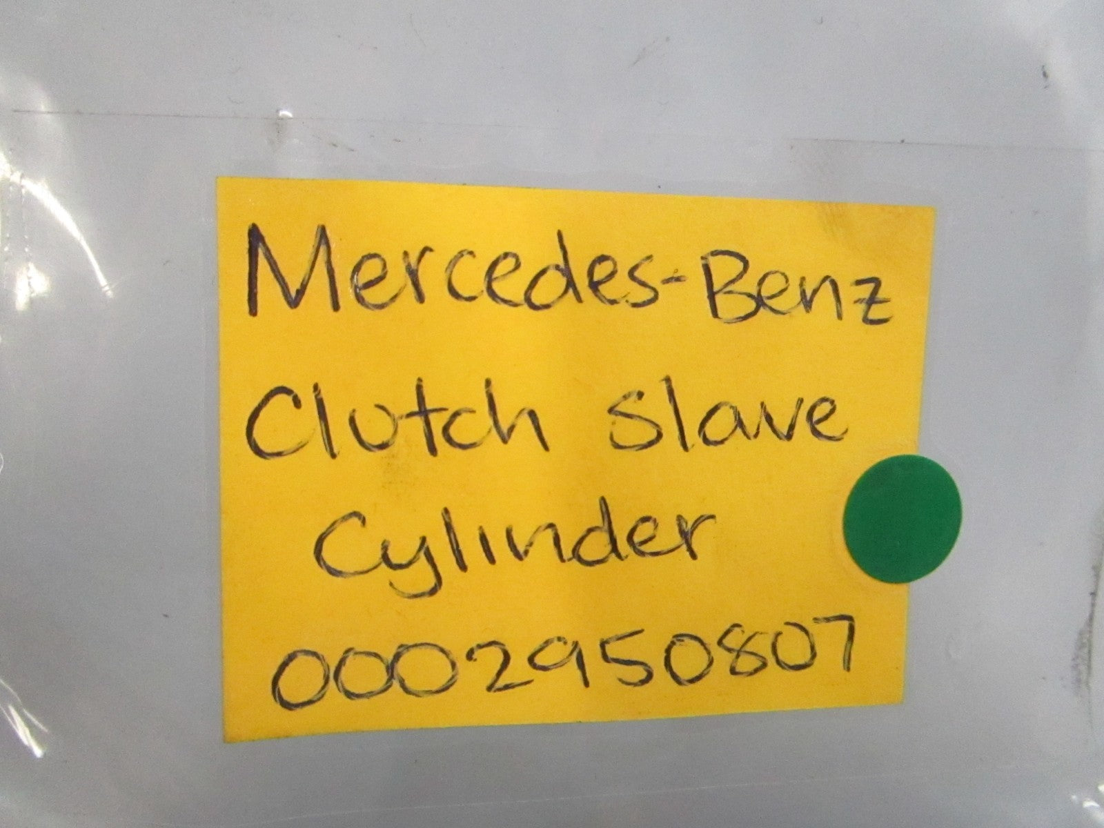 NEW OEM 0002950807 Mercedes-Benz Clutch Slave Cylinder 0810