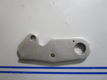 *NEW OEM* 0810 Volvo Penta Latch 814391