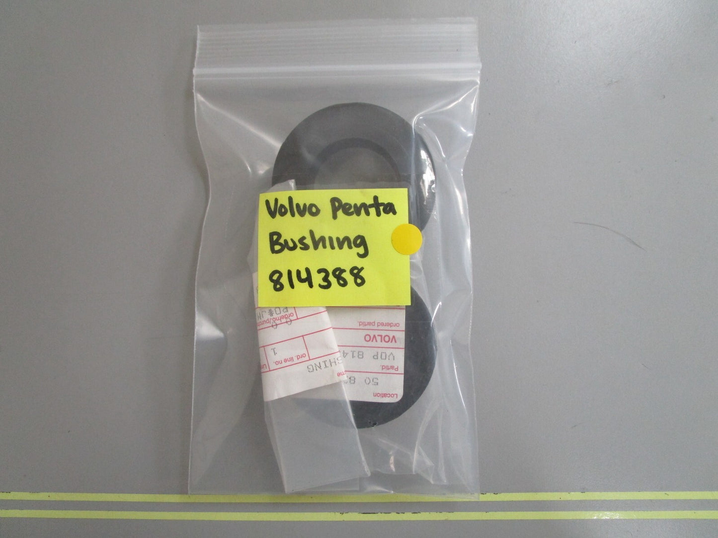 *NEW OEM* (LOT OF 2) 0810 Volvo Penta Bushing 814388