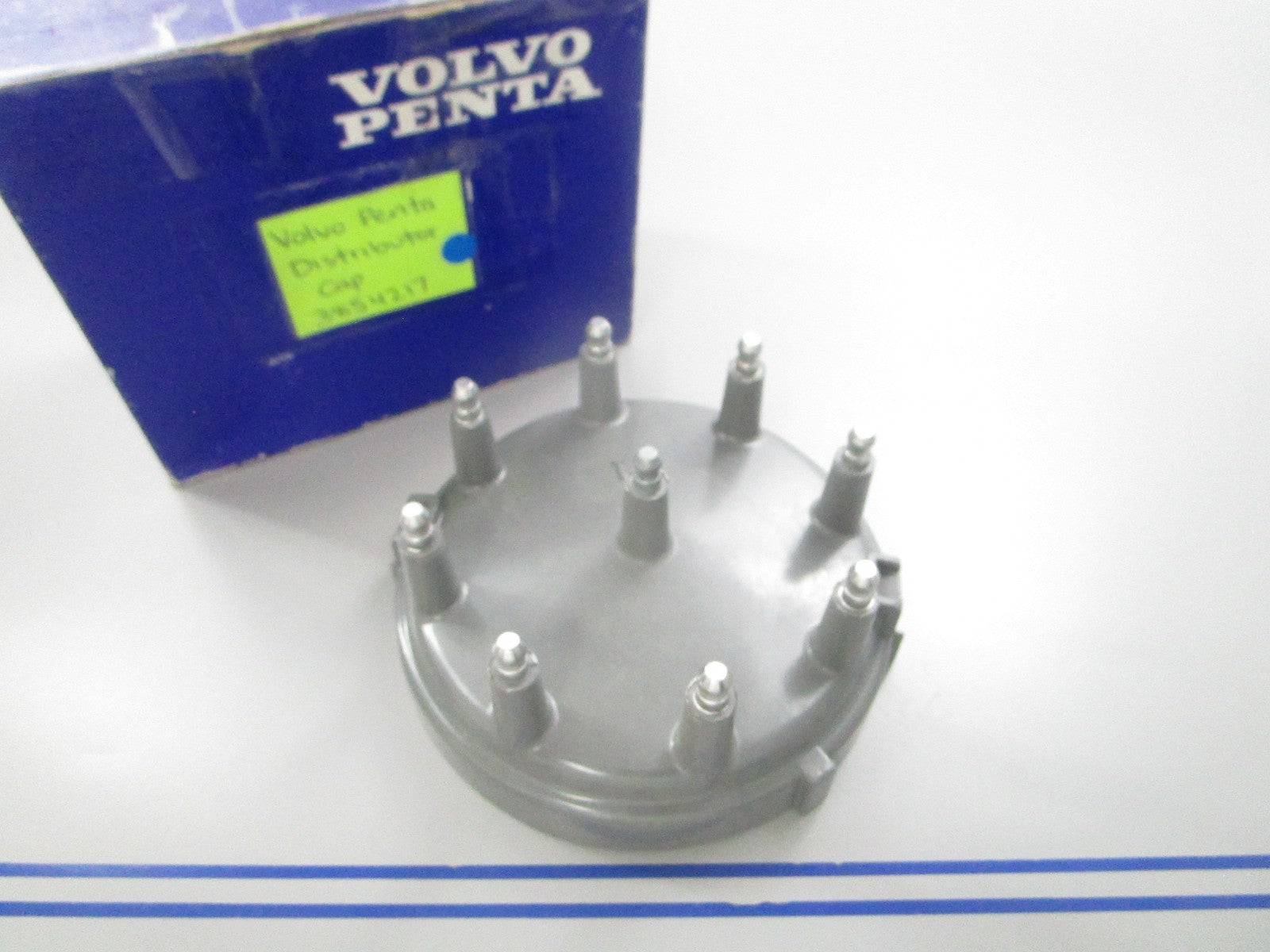 NEW OEM 3854217 Volvo Penta Distributor Cap 0810