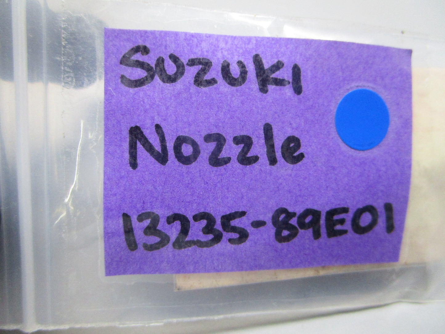 *NEW OEM* 0810 Suzuki Nozzle 13235-89E01