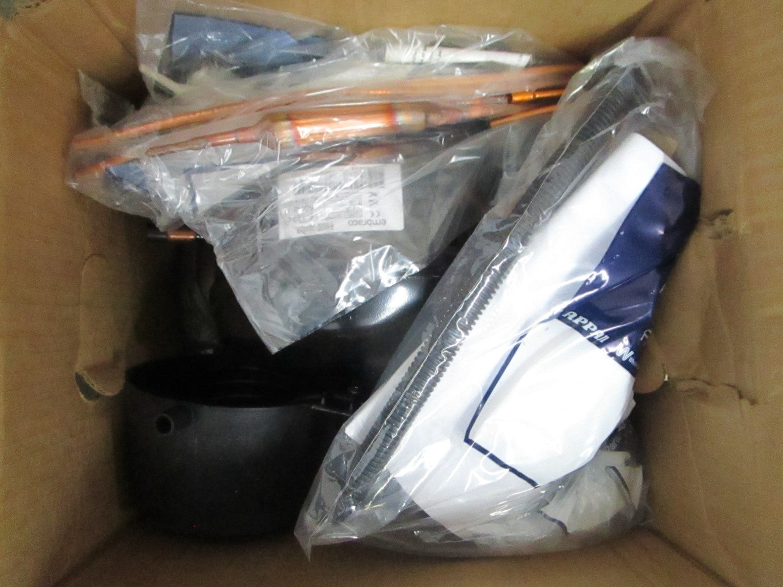 *NEW OEM* 0820 Electrolux Compressor Kit 5304475102