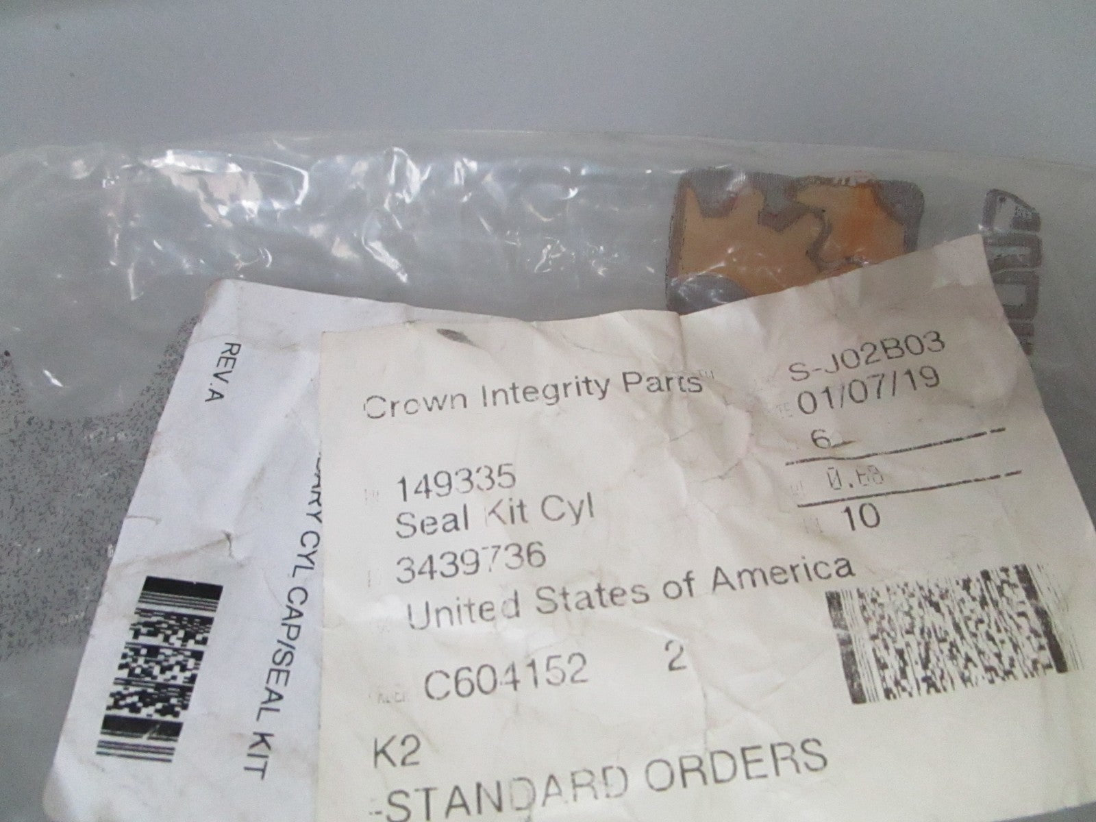 *NEW OEM* 0720 Crown Forklift Cap Machined Kit 149335