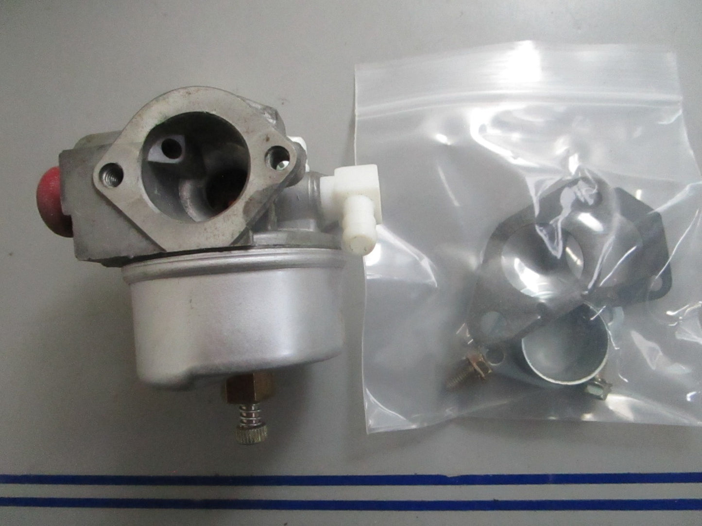 *NEW OEM* 0820 Tecumseh Carburetor Assy 632795A