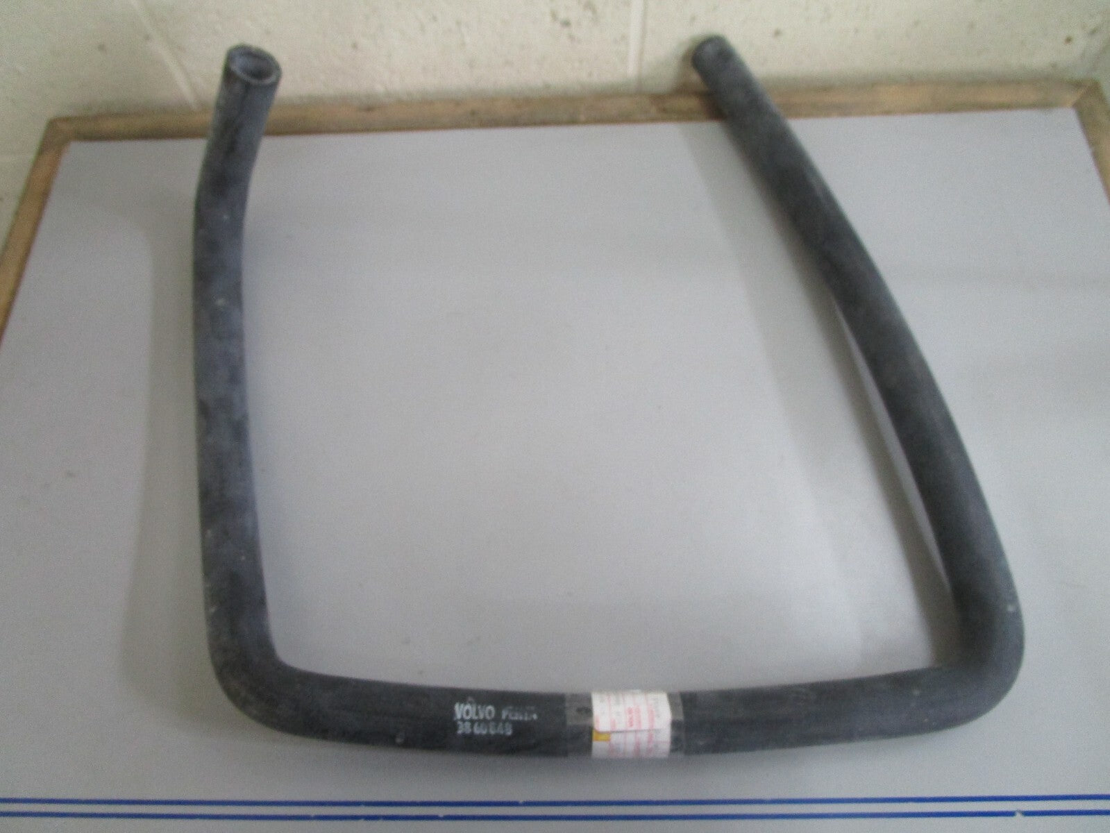 *NEW OEM* 0820 Volvo Penta Hose 3860848