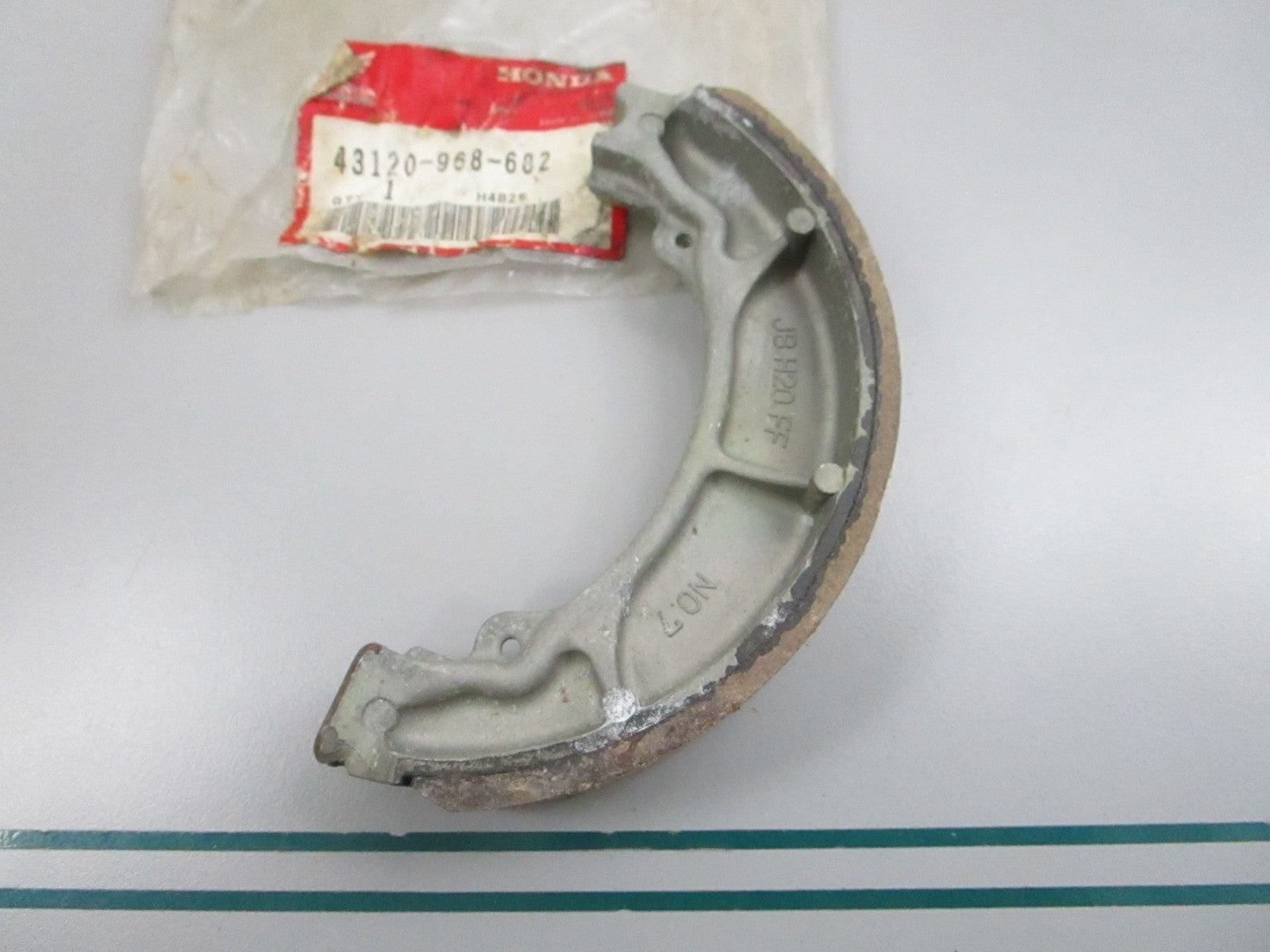 NEW OEM 43120-968-682 Honda Brake Shoe 0810