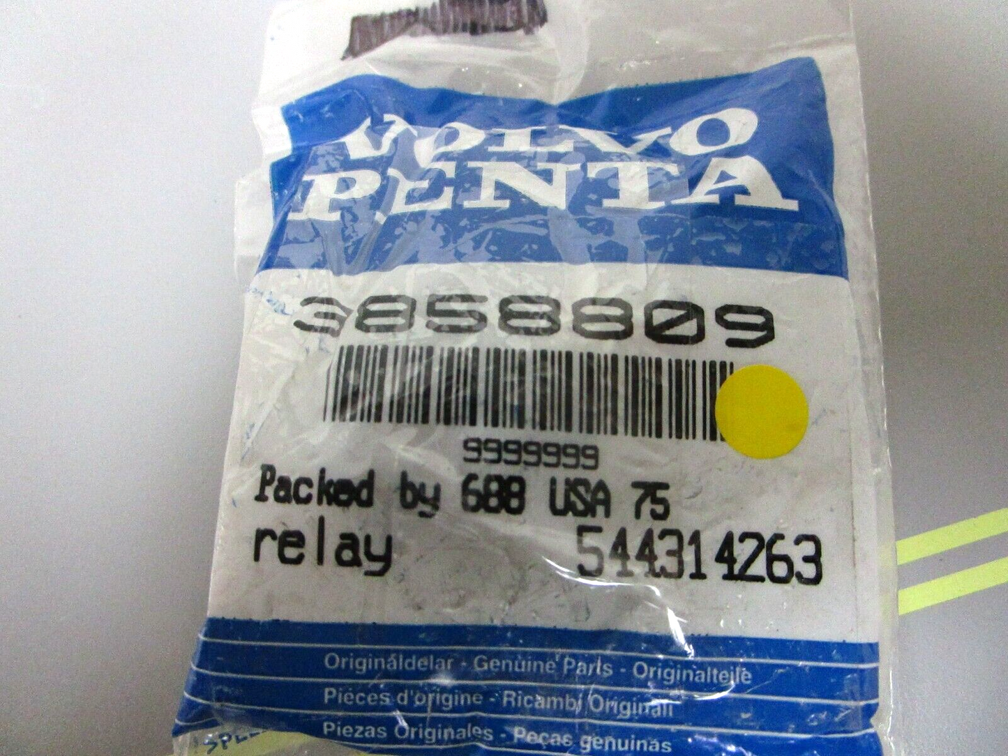 *NEW OEM* 0750 Volvo Penta RELAY 3858809