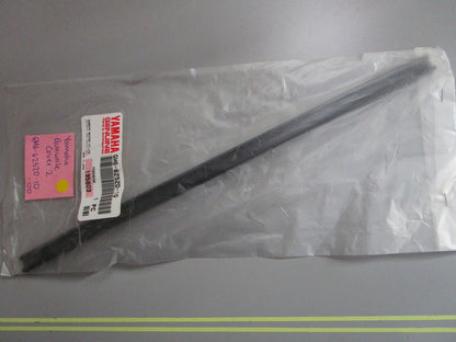 *NEW OEM* 0810 Yamaha Gunwale Cover 2 GM6-6252D-10-00