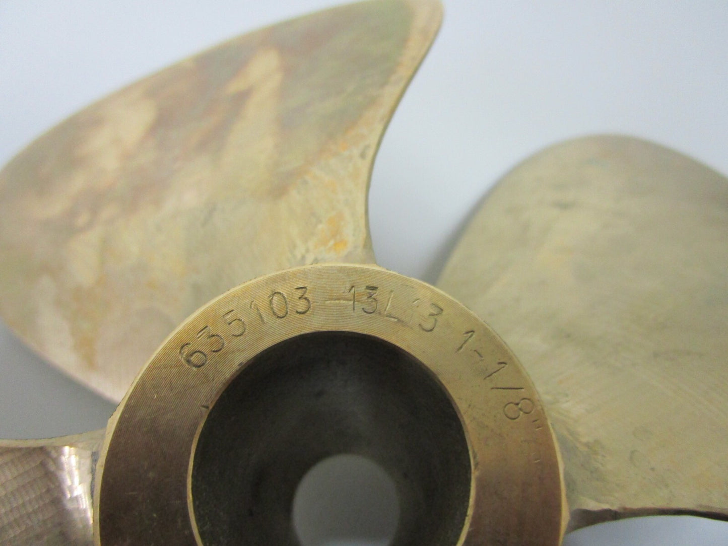 *NEW* 0720 Michigan Wheel 1⅛ SAE 4 Blade 13 x 13 Nibral Propeller 635103