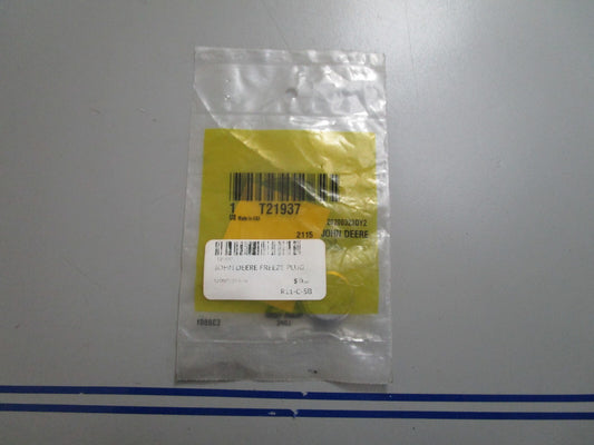*NEW* 0810 John Deere Plug T21937