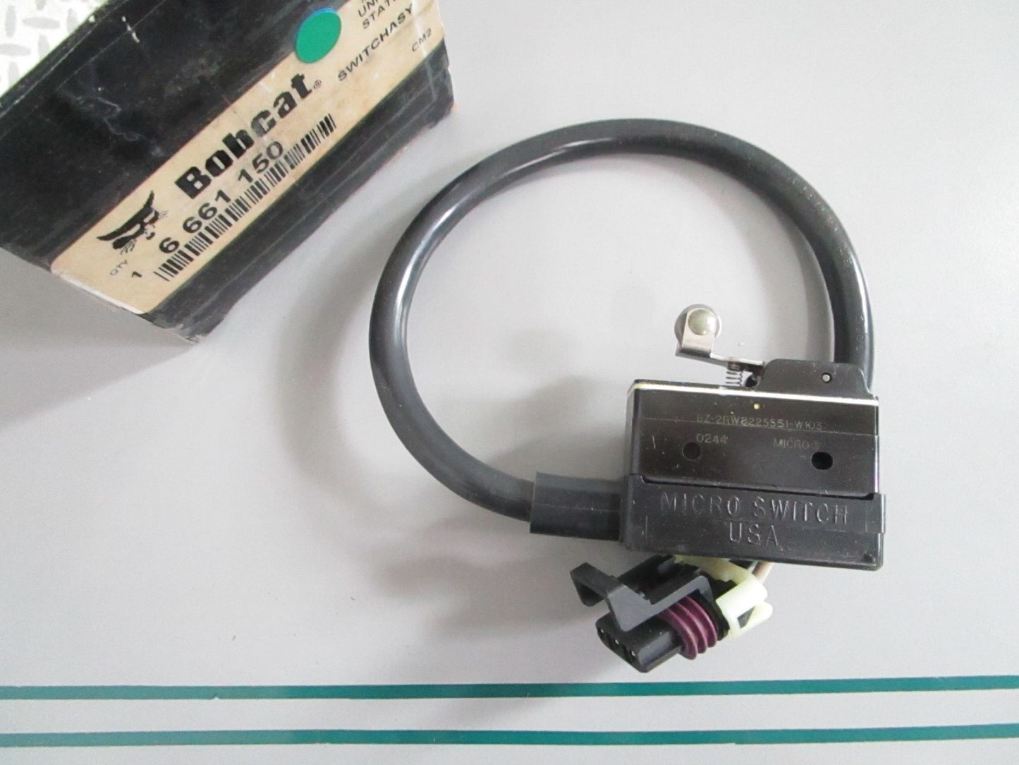 NEW OEM 6661150 Bobcat Switch Assy 0820