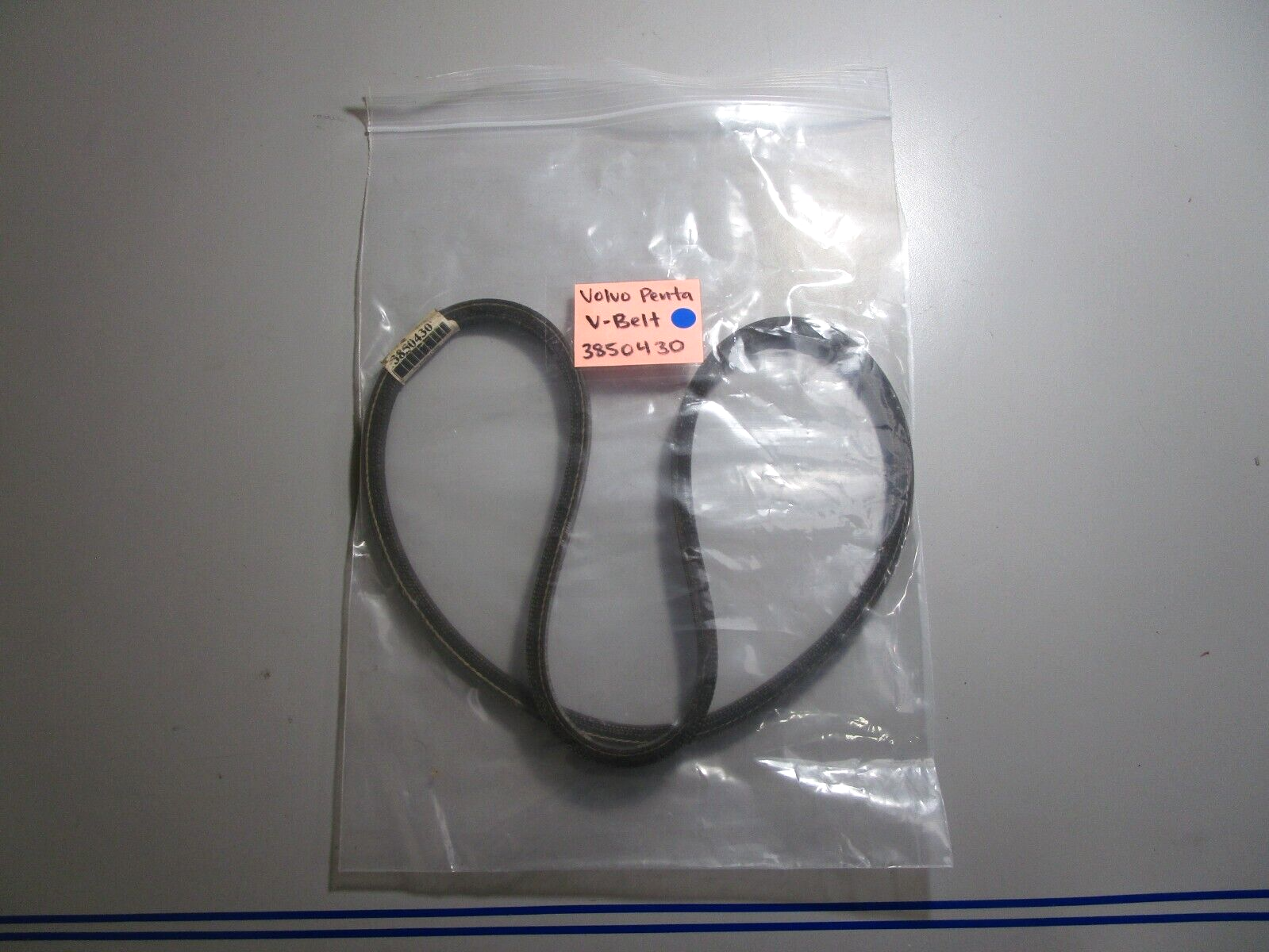 *NEW OEM* 0810 Volvo Penta V-Belt 3850430