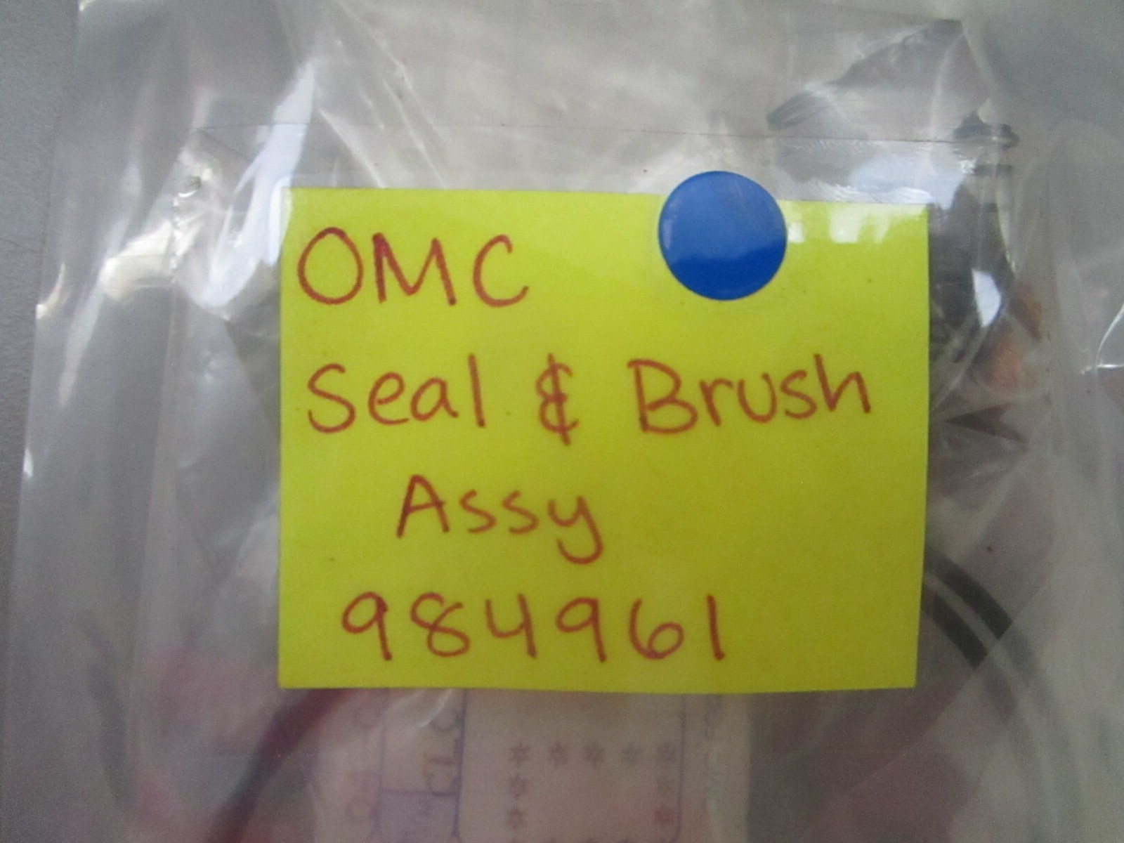 *NEW OEM* 0780 OMC Johnson Evinrude Seal & Brush Assy 984961 0984961