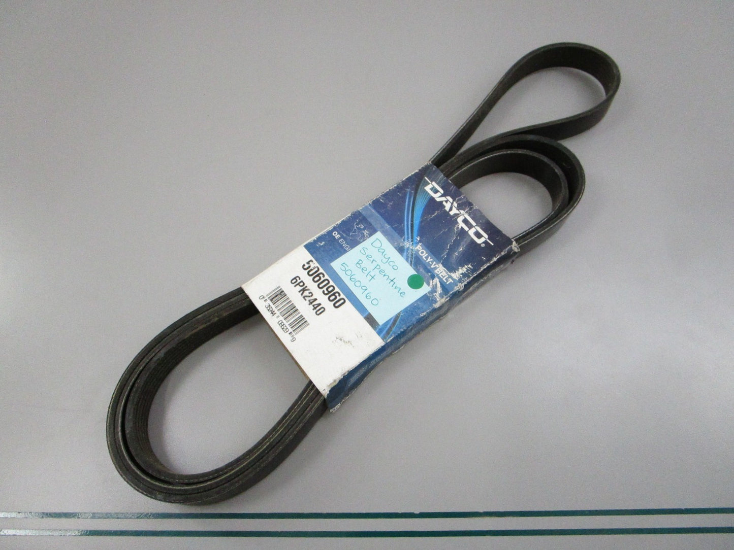NEW 5060960 Dayco Serpentine Belt 0810