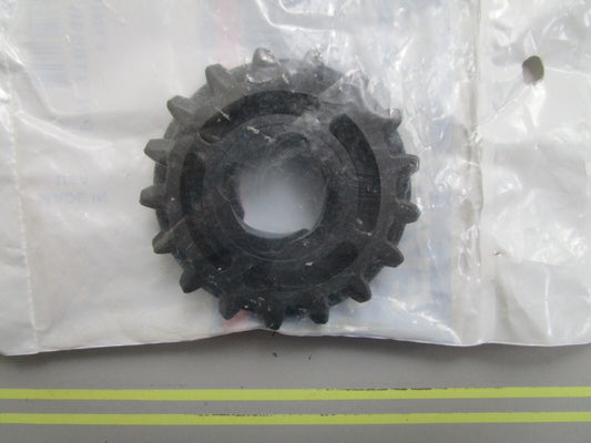 *NEW OEM* 0820 OMC Johnson Evinrude Pinion 318940 0318940