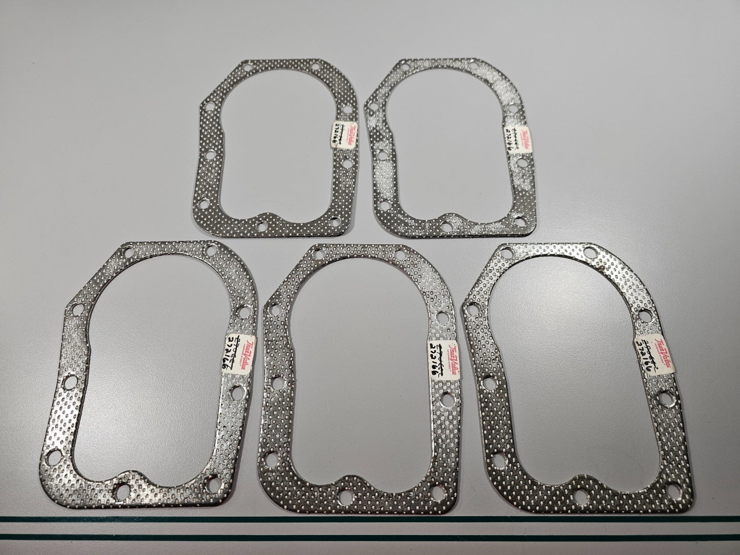 NEW OEM (LOT OF 5) 272166 Briggs & Stratton Gasket 0810
