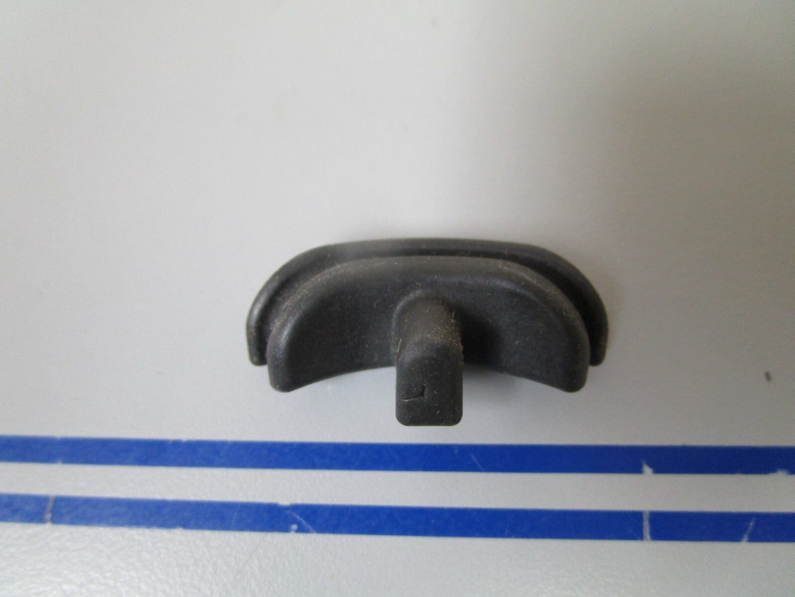 *NEW OEM* 0810 OMC Johnson Evinrude Seal 329234 0329234