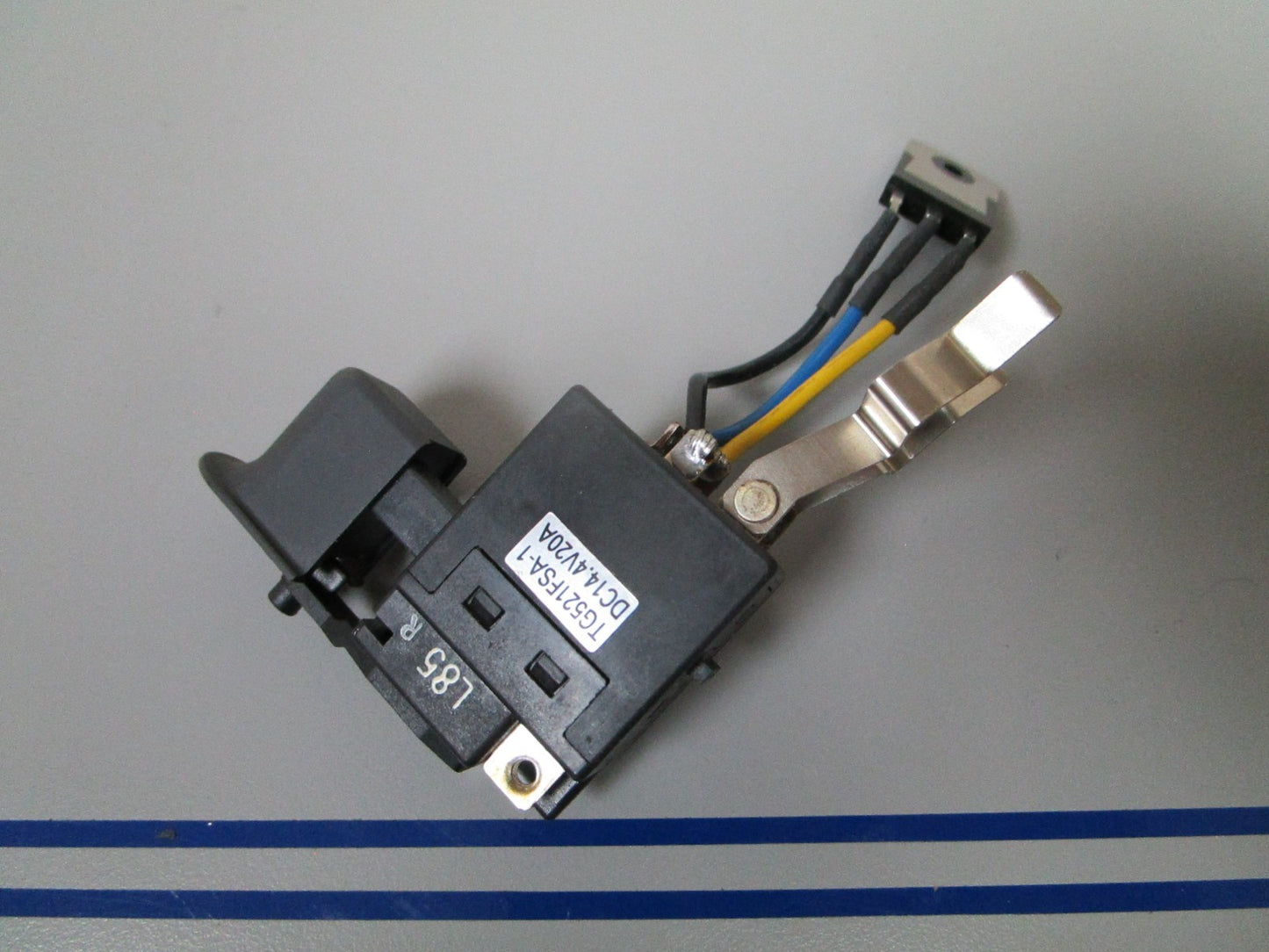 NEW OEM 315-140 Hitachi Switch 0720