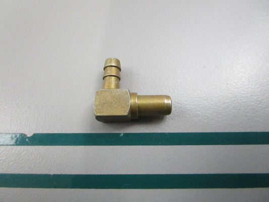 NEW OEM 335369 0335369 OMC Johnson Evinrude Nipple 0810