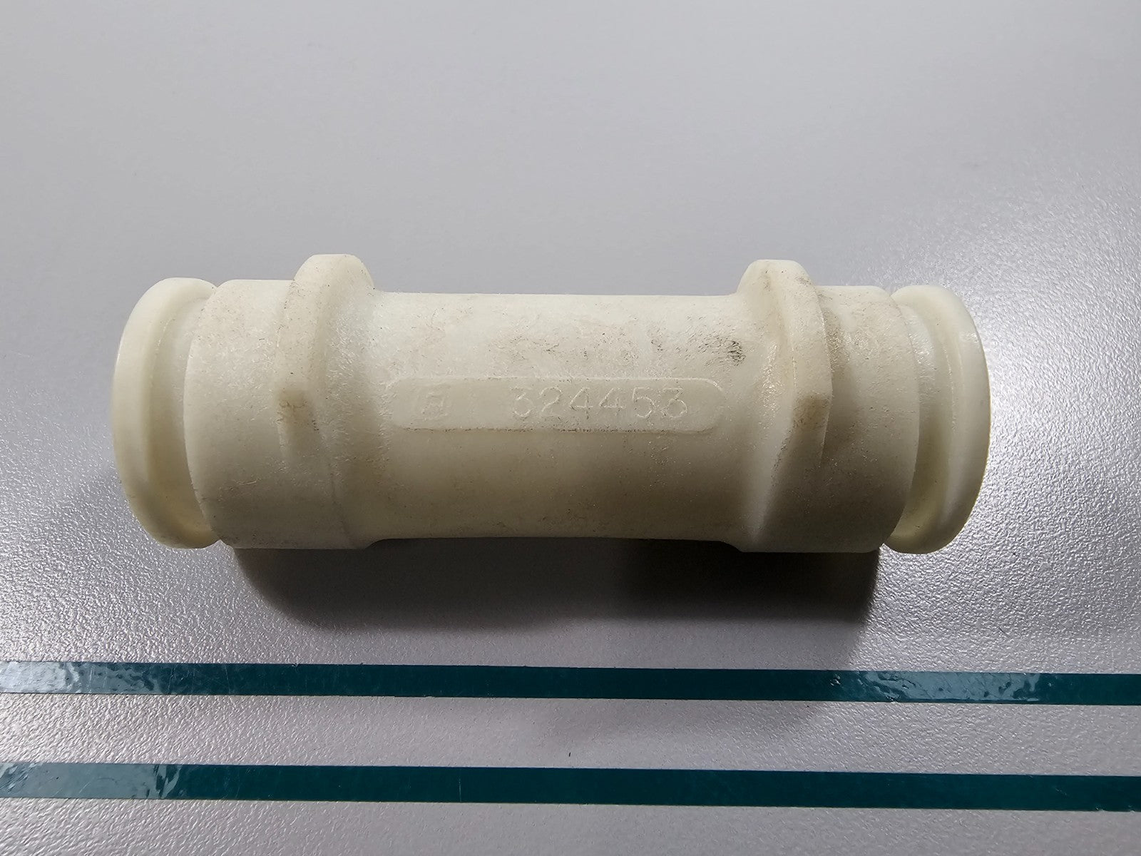 NEW OEM 324453 0324453 OMC Johnson Evinrude Spacer 0810