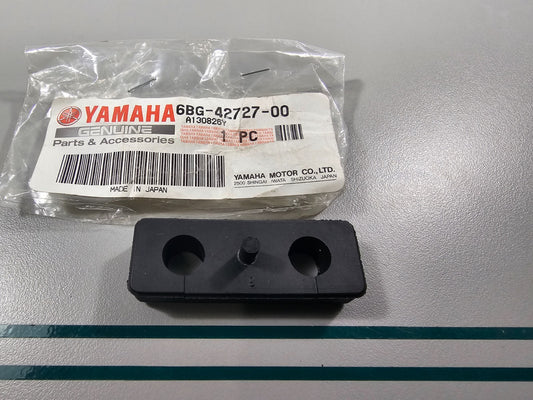 NEW OEM 6BG-42727-00-00 Yamaha Grommet 0810