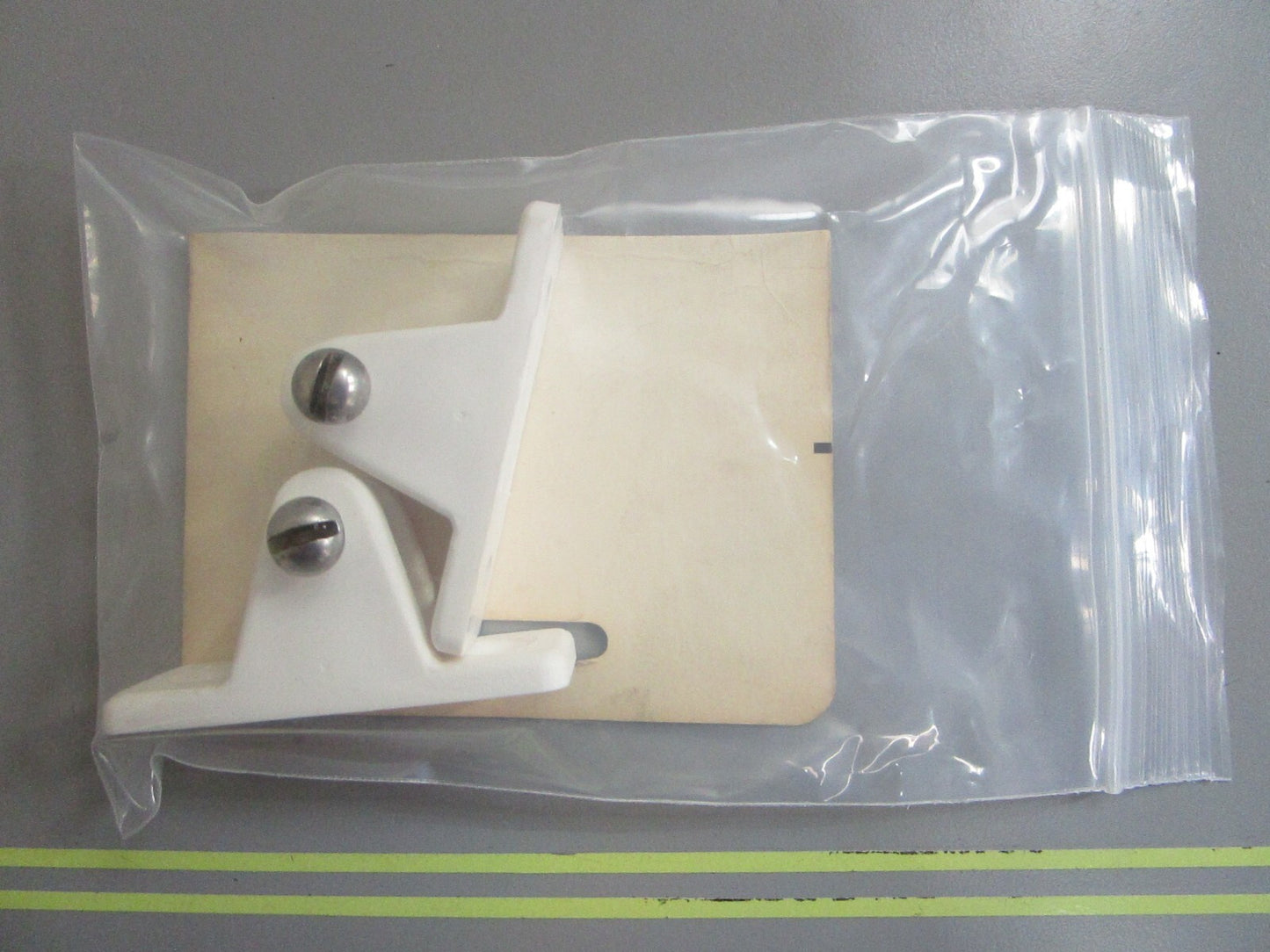*NEW* 0810 Sea-Dog White Nylon Angled Large Deck Hinge 273231-1