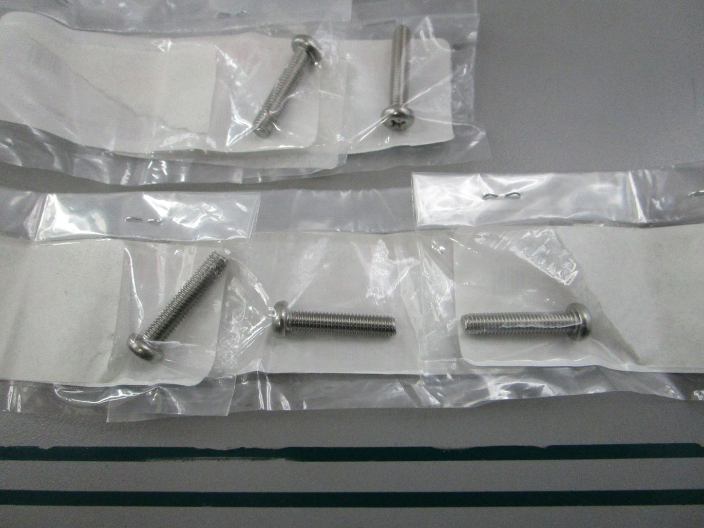 NEW OEM (LOT OF 5) 98580-05525-00 Yamaha Panhead Screw 0810