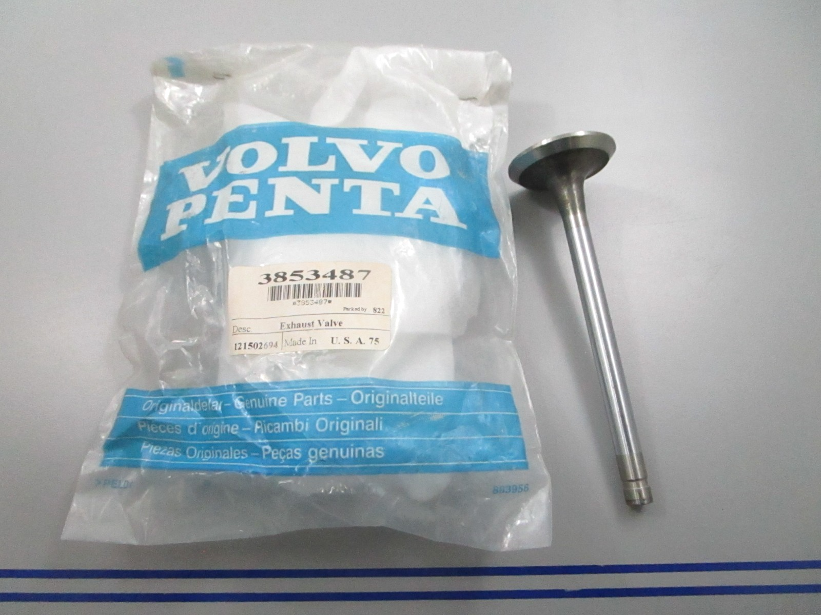 *NEW OEM* 0810 Volvo Penta Exhaust Valve 3853487