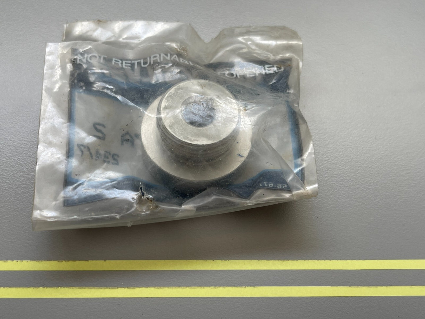 *NEW OEM* 0810 Mercury Quicksilver Bushing Assembly 23-30617A2