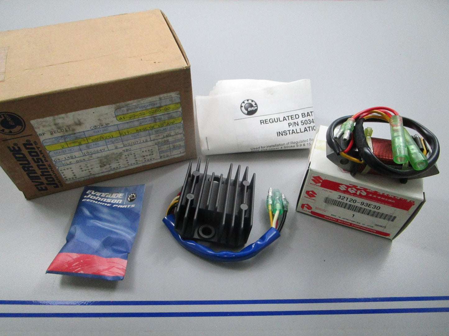 *NEW OEM* 0720 OMC Johnson Evinrude Regulator & Rectifier Kit 5034251