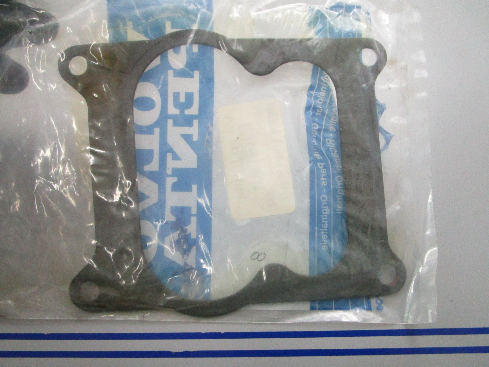 NEW OEM Volvo Penta 856033 Gasket 0810