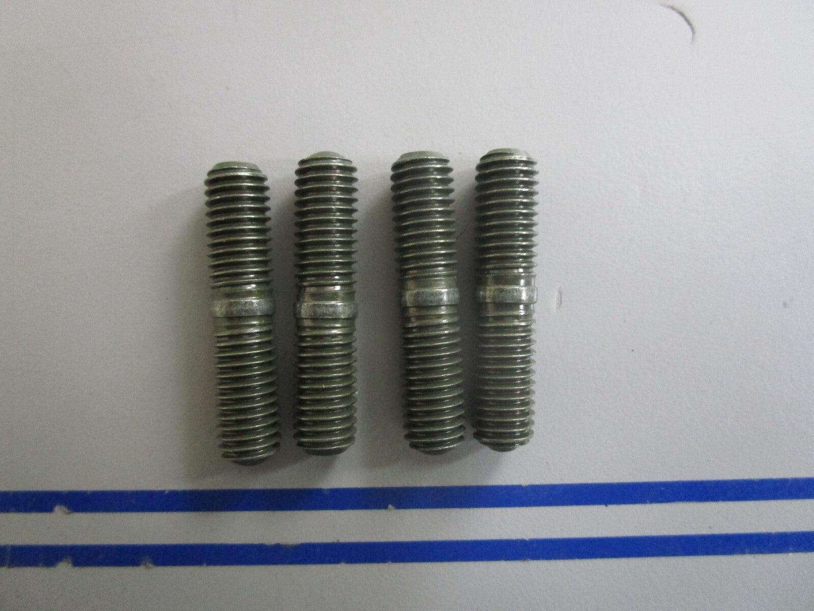 *NEW OEM* (LOT OF 4) 0810 Arctic Cat Stud Bolt 3004-279