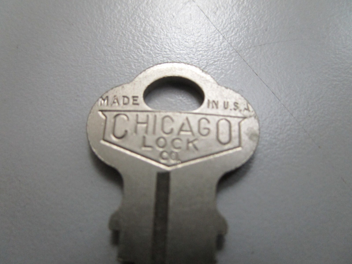 *NEW OEM* 0810 OMC Johnson Evinrude Ignition Key KF45 501550 0501550