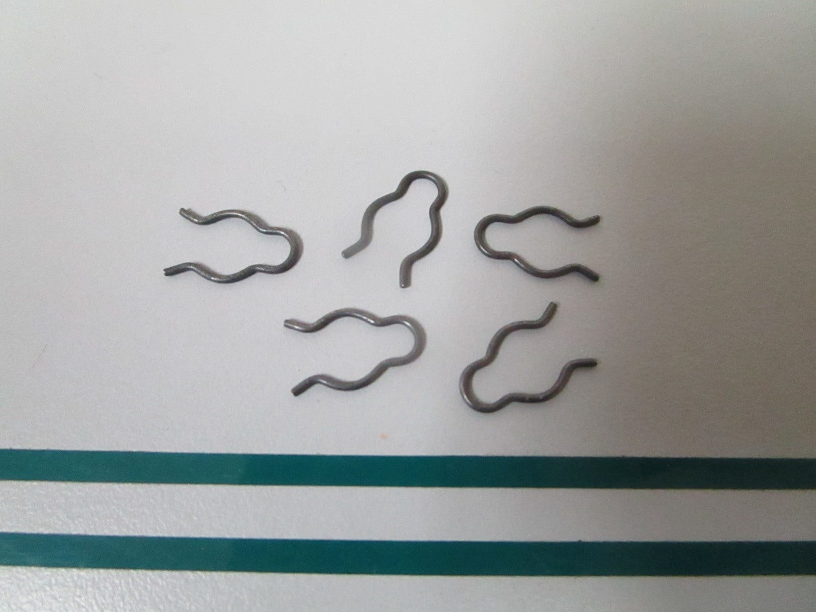 NEW OEM (LOT OF 5) 18-20233 Mercury Quicksilver Retaining Pin 0810