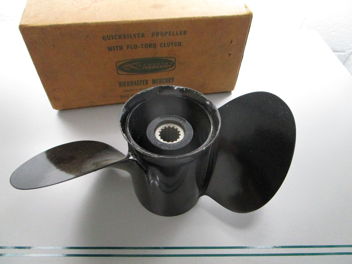 NEW OEM 48-49632A3 Mercury Quicksilver 13 3/4 x 21 RH Propeller 0810