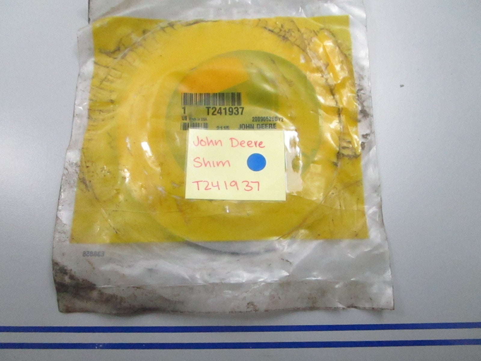 *NEW OEM* 0810 John Deere Shim T241937