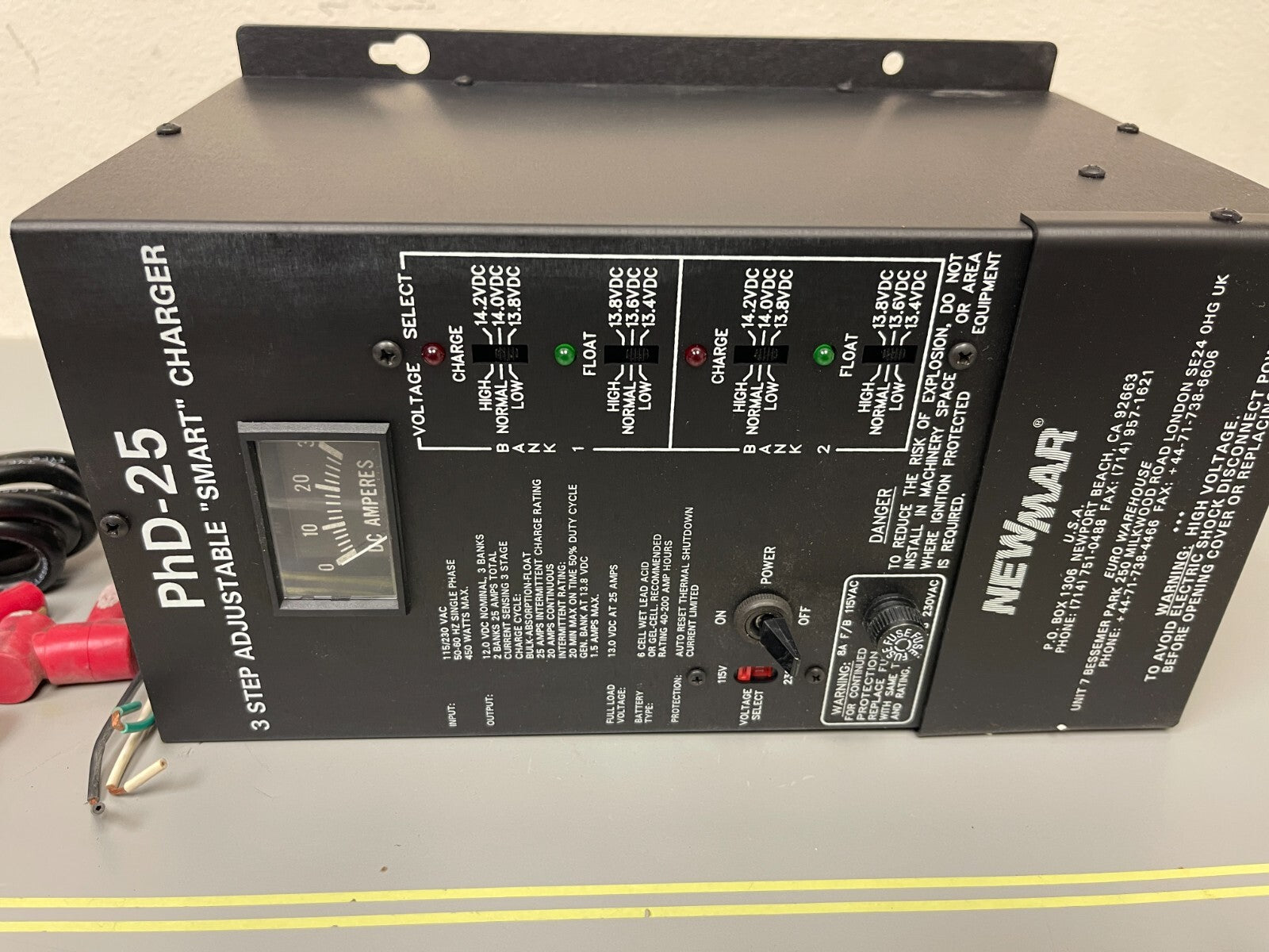 *NEW OEM* 0720 Newmar 30 DC Amperes PHD-25 Battery Charger 445-0250-0