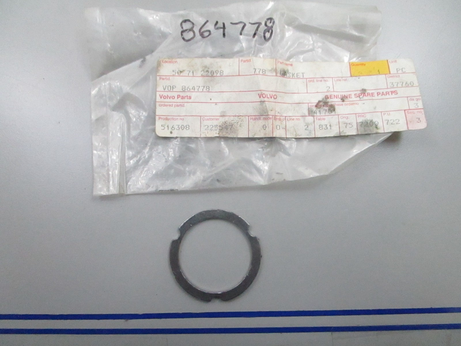 *NEW OEM* 0810 Volvo Penta Gasket 864778