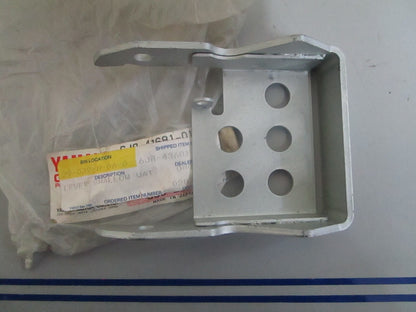 *NEW OEM* 0820 Yamaha Lever 6J8-43186-01-00