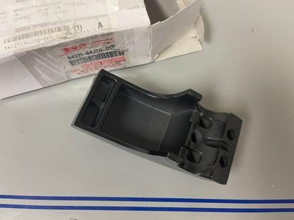 *NEW OEM* 0810 Suzuki Lower Mount Port Cover 54221-94J20-0EP